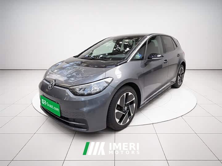 Volkswagen ID.3 Outstanding Edition - ავტომობილი ჩინეთიდან