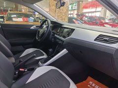 Volkswagen Polo 2019 Plus 1.5L Automatic Colorful Tech Edition - photo 7