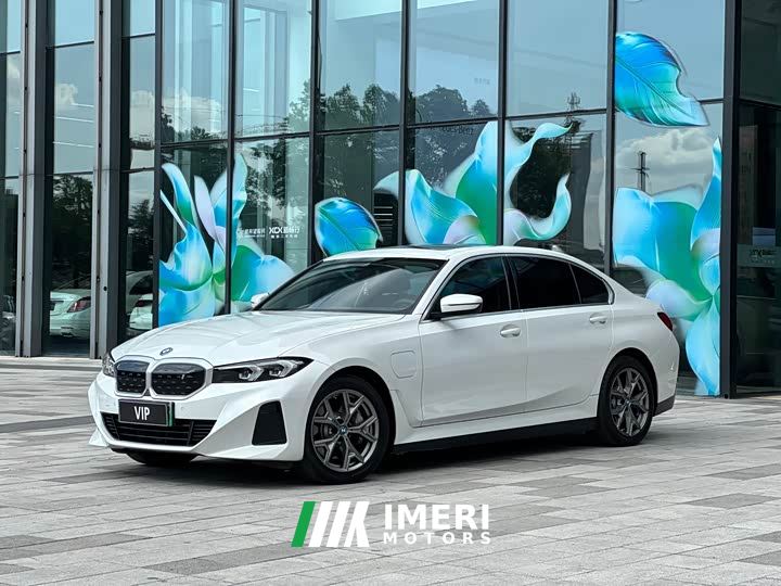 BMW i3 eDrive 35 L