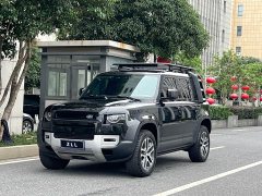 Land Rover Defender 110 P400 Dark Edition - ფოტო 1