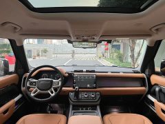 Land Rover Defender 110 P400 Dark Edition - ფოტო 4