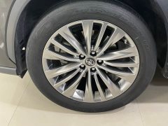 Toyota Highlander Hybrid 2.5L AWD Premium 7-Seater - ფოტო 9