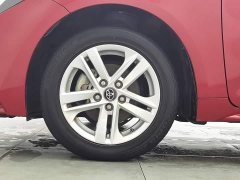 Toyota Corolla 1.8L CVT Luxury - ფოტო 17