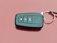 Toyota Corolla 1.8L CVT Luxury - ფოტო 19