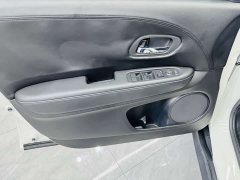 Honda Vezel 1.5L CVT Phantom Night Pioneer Edition - photo 8