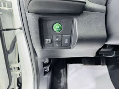 Honda Vezel 1.5L CVT Phantom Night Pioneer Edition - photo 9