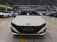 Hyundai Elantra 2022 1.5L CVT Luxury - ფოტო 2