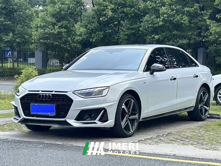 Audi A4L 40 TFSI Luxury Dynamic - ავტომობილი ჩინეთიდან