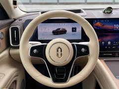 AITO Wenjie M9 Extended Range Ultra 52kWh 6-Seater with 192-Line LiDAR - ფოტო 5