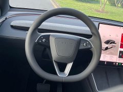 Tesla Model Y Long Range Rear-Wheel Drive - ფოტო 4