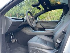 Tesla Model Y Long Range Rear-Wheel Drive - ფოტო 8