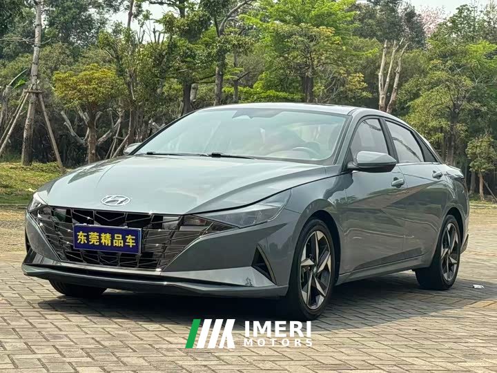 Hyundai Elantra 240TGDi DCT LUX Luxury Edition