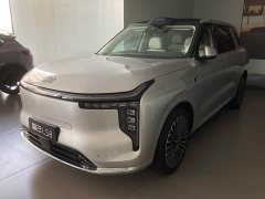IM Motors Zhiji LS8 66 Ultra Luxury Six-Seater - ფოტო 1