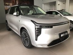 IM Motors Zhiji LS8 66 Ultra Luxury Six-Seater - ფოტო 2