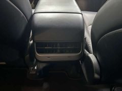 Tesla Model Y Long Range All-Wheel Drive - ფოტო 12