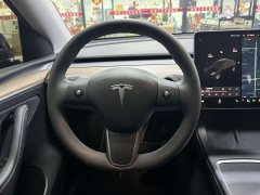 Tesla Model Y Long Range All-Wheel Drive - ფოტო 16