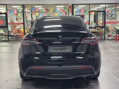 Tesla Model Y Long Range All-Wheel Drive - ფოტო 18