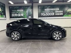 Tesla Model Y Long Range All-Wheel Drive - ფოტო 4