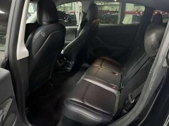 Tesla Model Y Long Range All-Wheel Drive - ფოტო 7