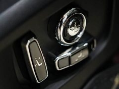 Land Rover Defender 110 P400 Dark Edition - ფოტო 12