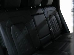 Land Rover Defender 110 P400 Dark Edition - ფოტო 18