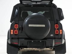 Land Rover Defender 110 P400 Dark Edition - ფოტო 5