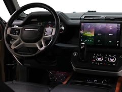 Land Rover Defender 110 P400 Dark Edition - ფოტო 8