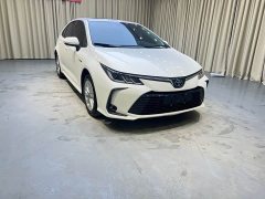 Toyota Corolla 2021 Hybrid 1.8L E-CVT Elite - ფოტო 3