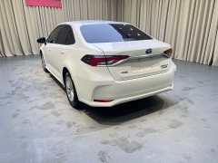Toyota Corolla 2021 Hybrid 1.8L E-CVT Elite - ფოტო 6