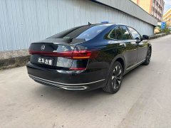 Volkswagen Passat 330TSI Starry Sky Elite - ფოტო 9