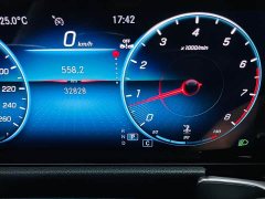 Mercedes-Benz GLB 220 Fashion Edition - ფოტო 16