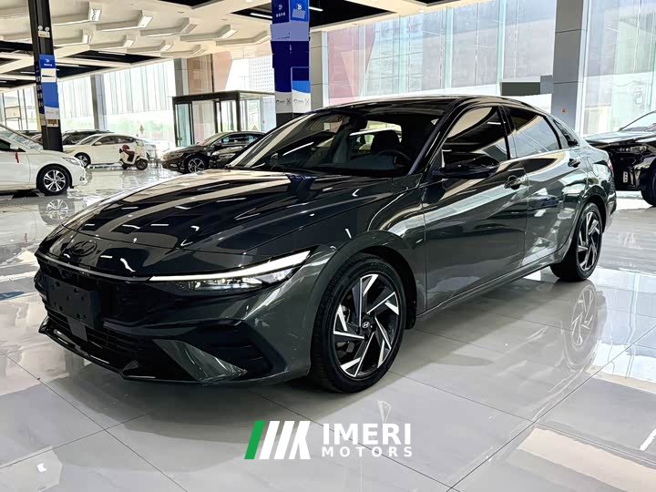 Hyundai Elantra 1.5L CVT TOP Premier Edition - ავტომობილი ჩინეთიდან