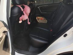 Toyota RAV4 2.0L CVT FWD Urban Edition - ფოტო 11