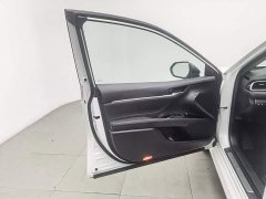Toyota Camry 2021 2.5G Luxury - ფოტო 8