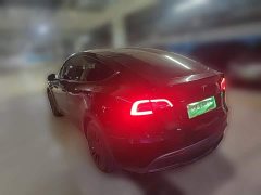 Tesla Model Y 2022 Facelift Rear-Wheel Drive - ფოტო 5