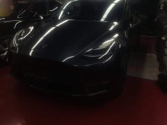 Tesla Model Y Long Range All-Wheel Drive - ფოტო 1