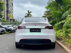 Tesla Model Y Standard Range RWD - ფოტო 8