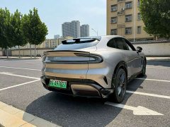 Xiaomi YU7 2025 Four-Wheel Drive Max Edition - ფოტო 9