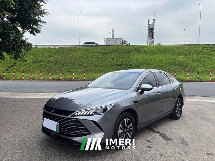 BYD Qin PLUS DM-i Smart Driving Edition 120KM Excellence - ავტომობილი ჩინეთიდან