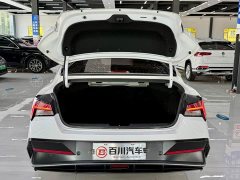 Hyundai Elantra 1.5L CVT Luxury - ფოტო 12