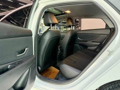 Hyundai Elantra 1.5L CVT Luxury - ფოტო 5