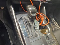 Toyota Crown Venza 2.5L HEV AWD Luxury - ფოტო 10