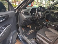 Toyota Crown Venza 2.5L HEV AWD Luxury - ფოტო 12