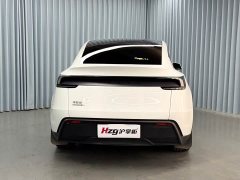 Tesla Model Y Rear-Wheel Drive - ფოტო 9