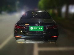 Mercedes-Benz E-Class E 300 L Sport Fashion Edition - ფოტო 3
