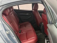 Mazda3 Axela 2.0L Automatic Wisdom Black Obsidian Edition - ფოტო 11