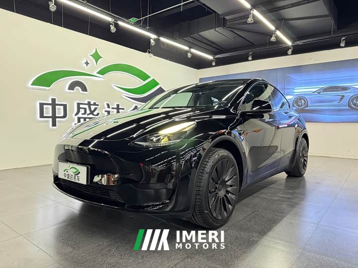 Tesla Model Y Facelift Rear-Wheel Drive
