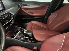 BMW 5 Series 530Li Leading Edition Luxury Package - ფოტო 12