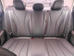 SAIC MG i5 1.5L CVT Diamond Edition - ფოტო 14