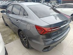 SAIC MG i5 1.5L CVT Diamond Edition - ფოტო 15